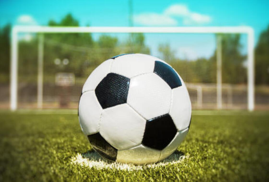 移动端足球预测应用界面